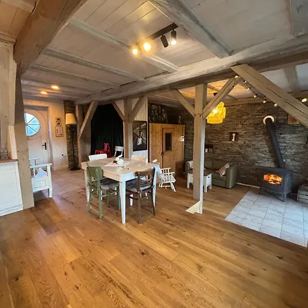 Stodola Jankovna Daire Skuhrov (Jablonec nad Nisou)