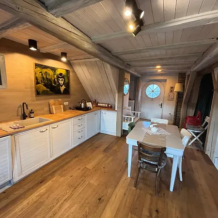 Stodola Jankovna * Skuhrov (Jablonec nad Nisou)