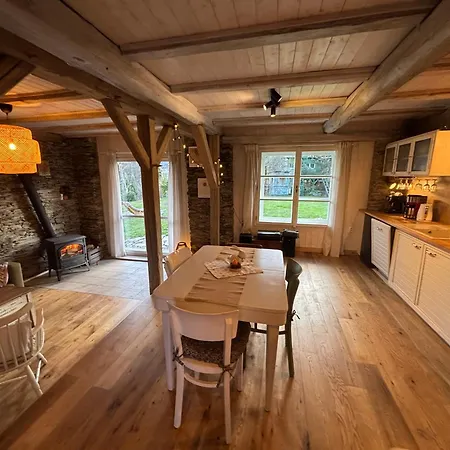 Daire Stodola Jankovna Skuhrov (Jablonec nad Nisou)