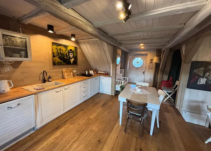 Stodola Jankovna * Skuhrov (Jablonec nad Nisou)